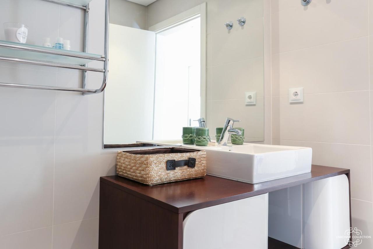 Azulejos' Charming Apartment With Terrace 2 By Lisbonne Collection Eksteriør billede